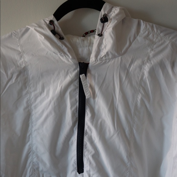 New Tommy Hilfiger Hoodie - Picture 4 of 5